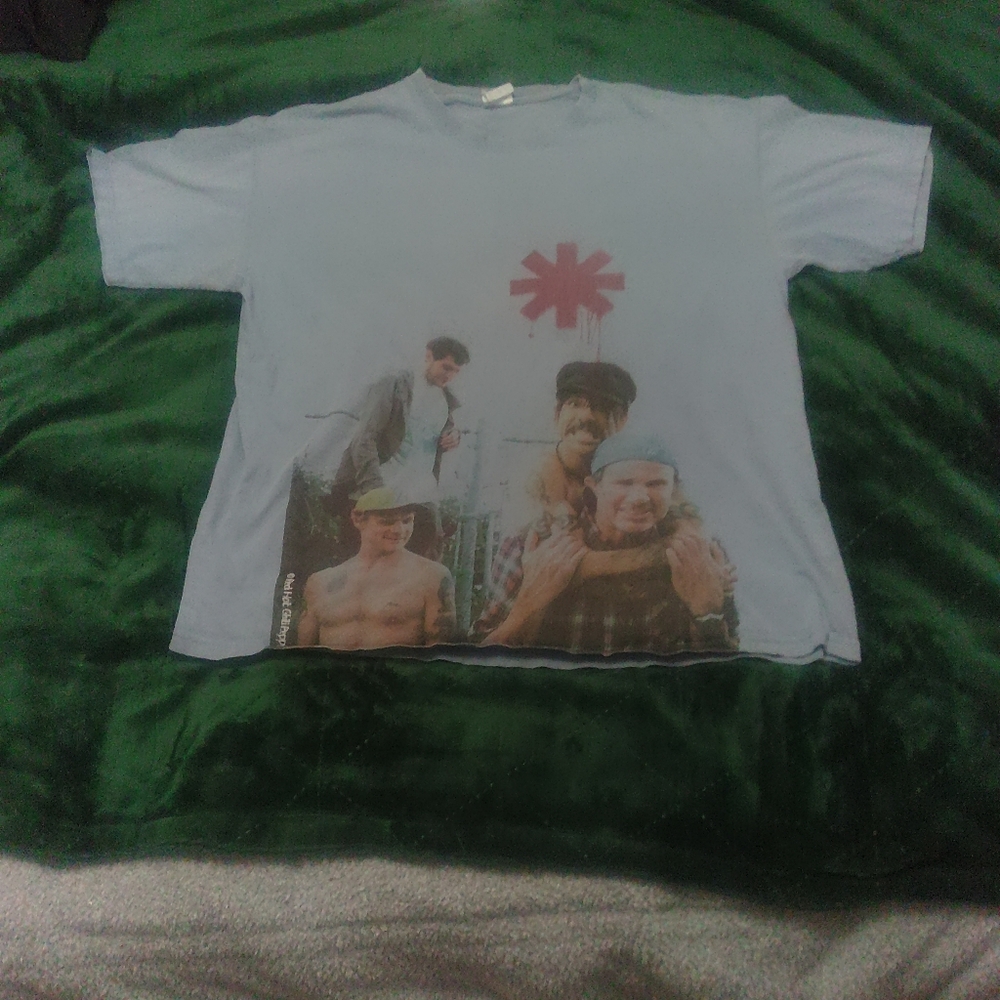 Men's Vintage Extra Large Red Hot Chilli Peppers T-Shirt